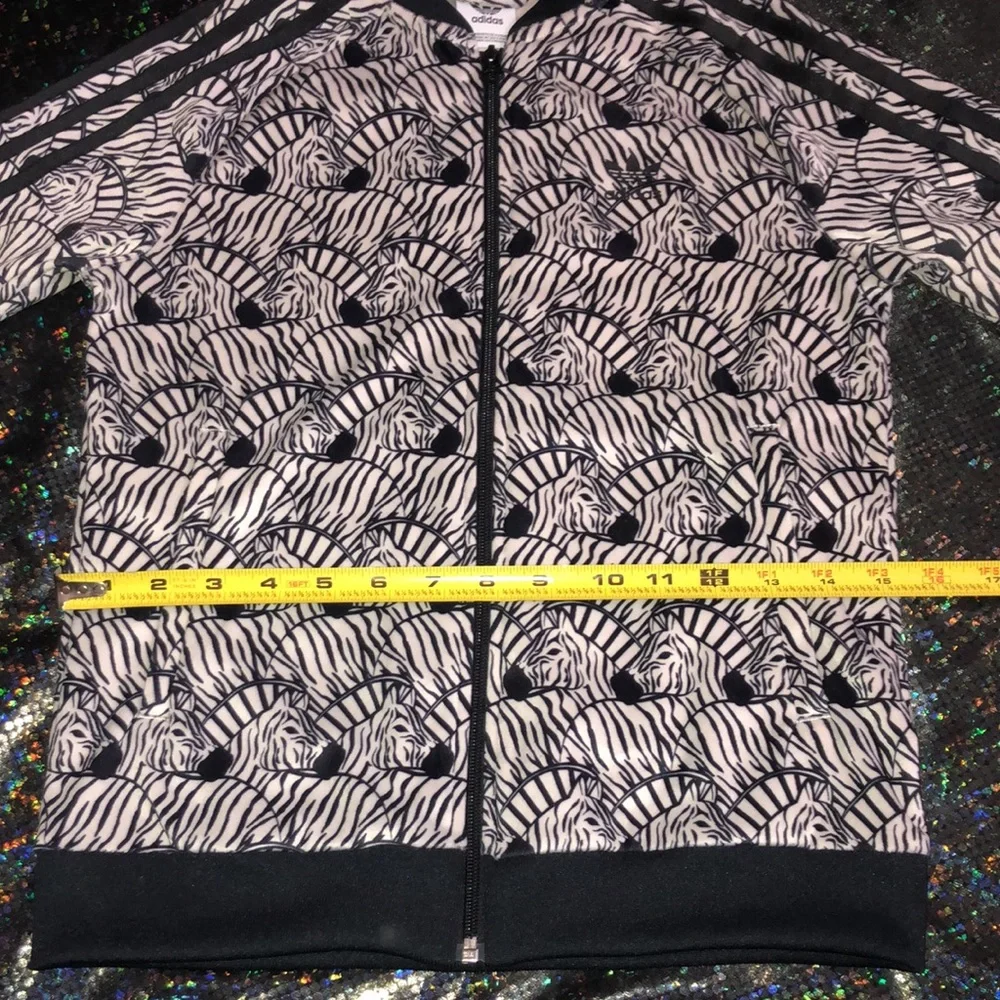 Adidas Zebra 🦓 Girls Jacket - Picture 11 of 16